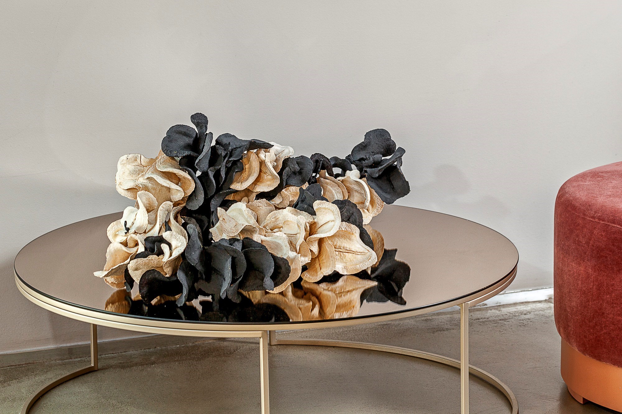 YA022PR2 -  Esc  boca de sapo alvejado/preto