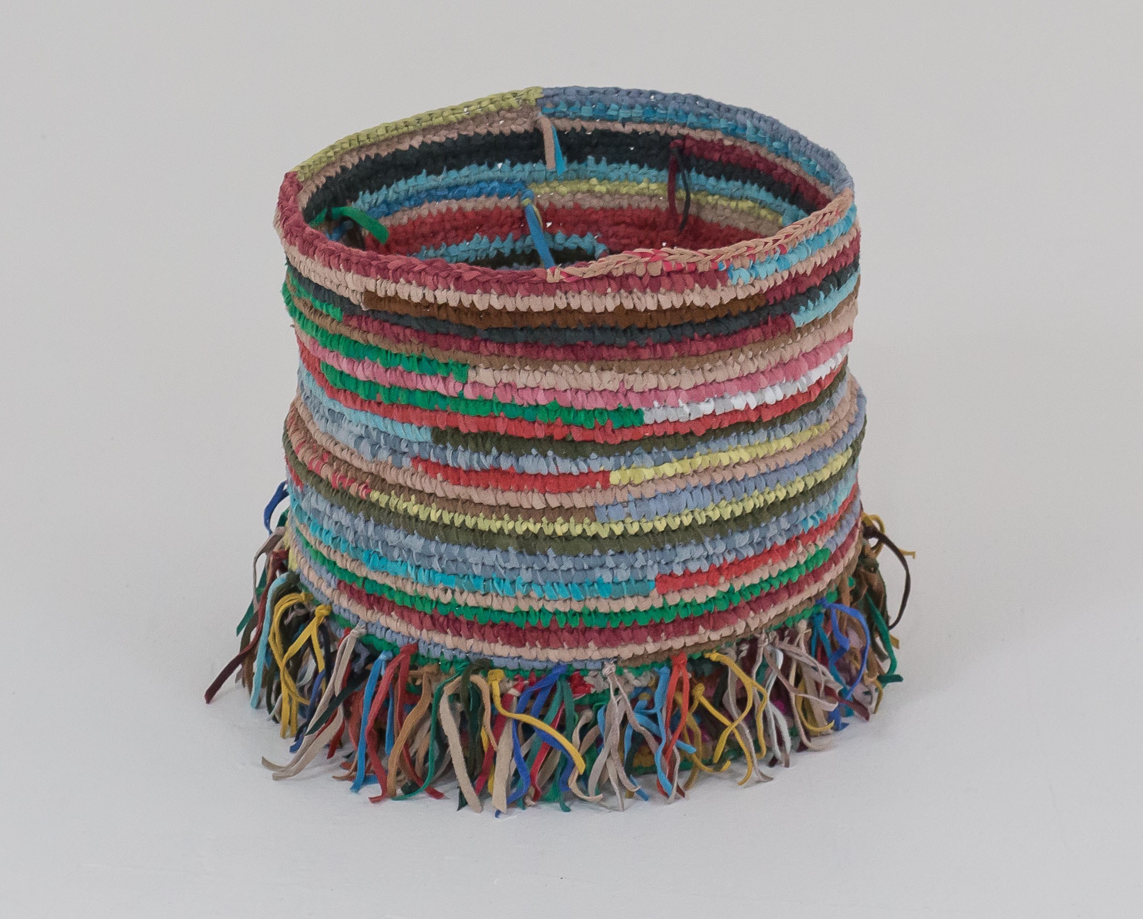 Cachepô Franjas de Couro M 