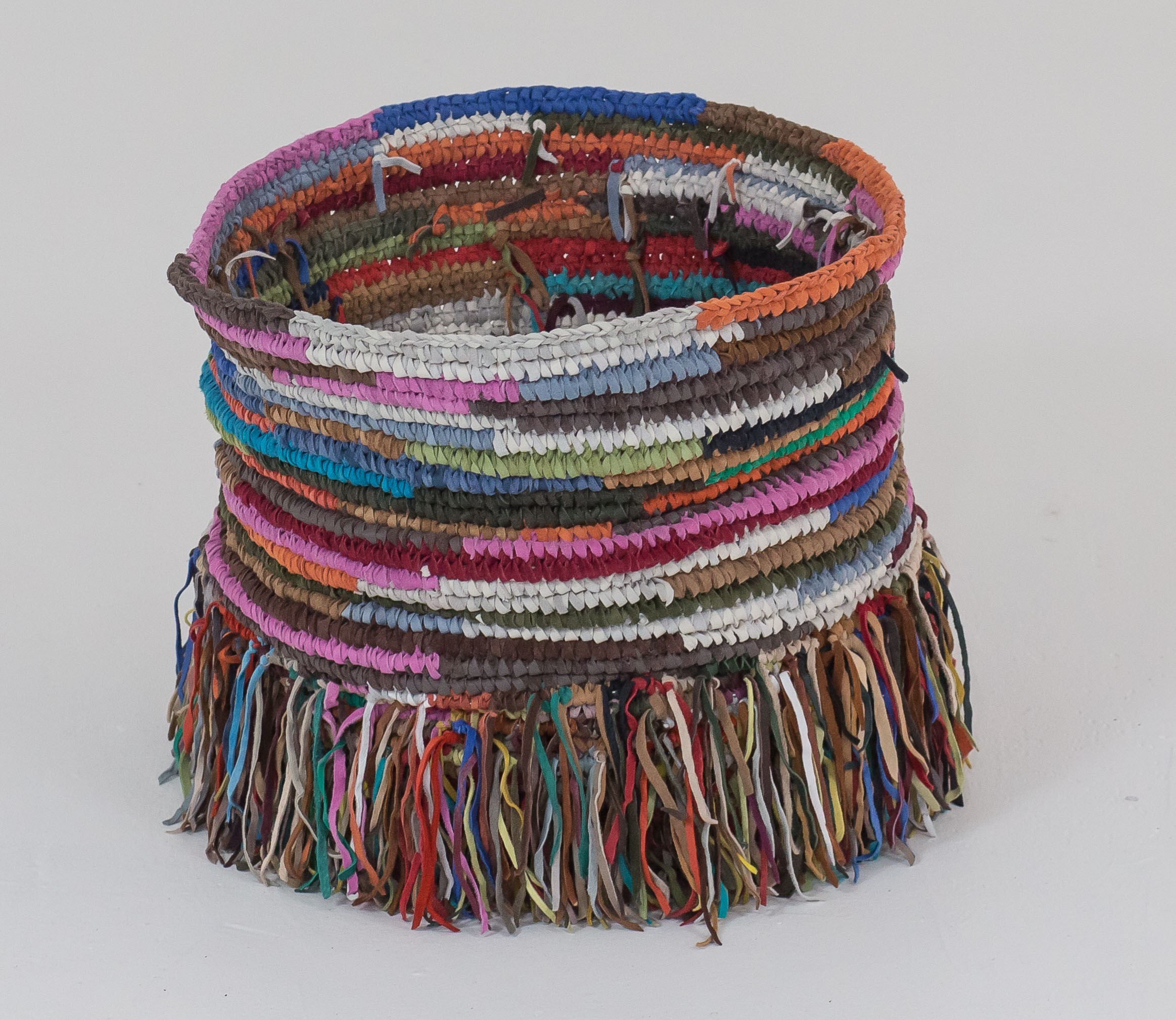 Cachepô Franjas de Couro G 