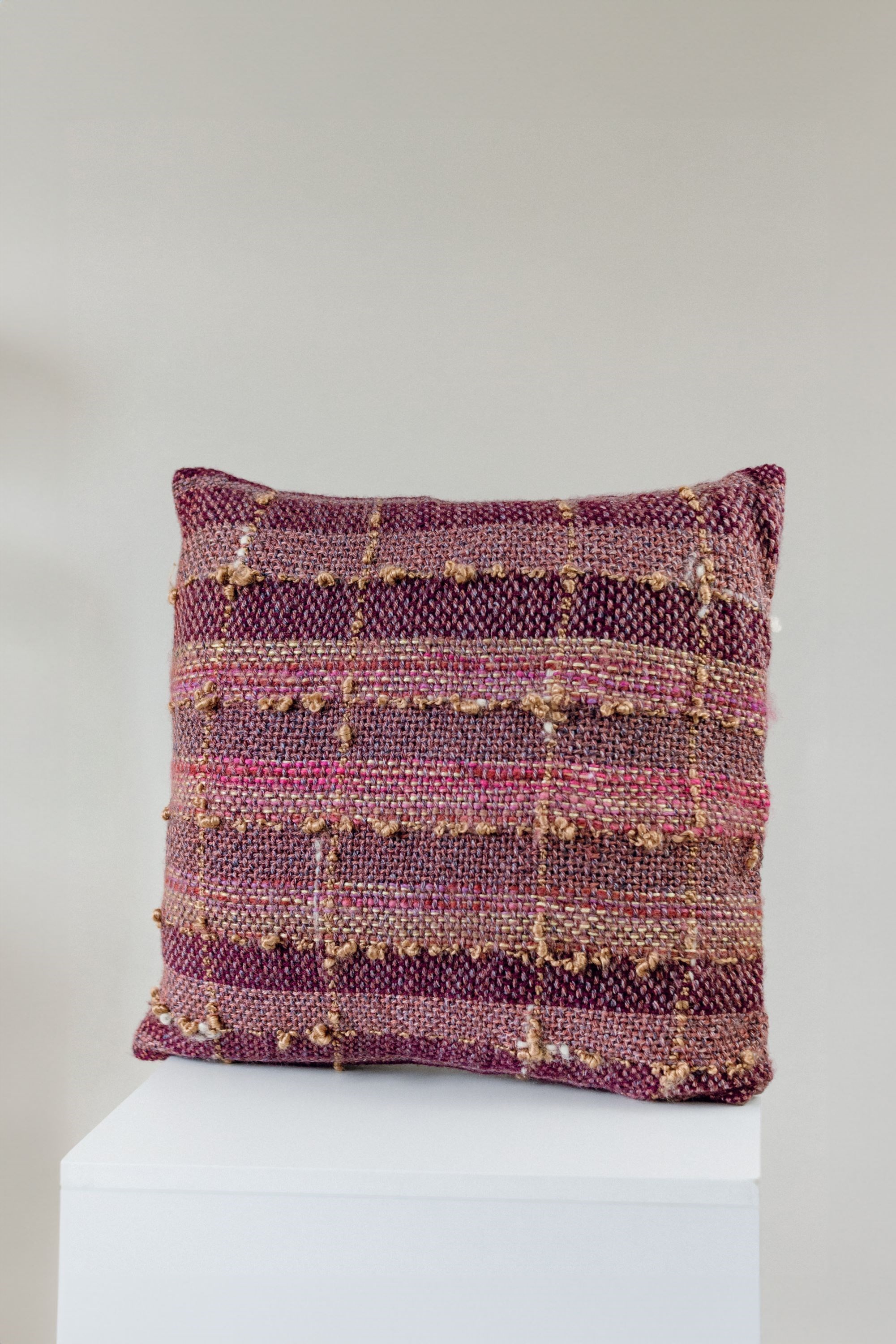 Almofada Tear Amethysta Berinjela